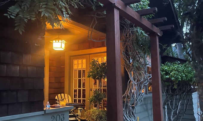 Seabright House | Beautiful Craftsman Style Home