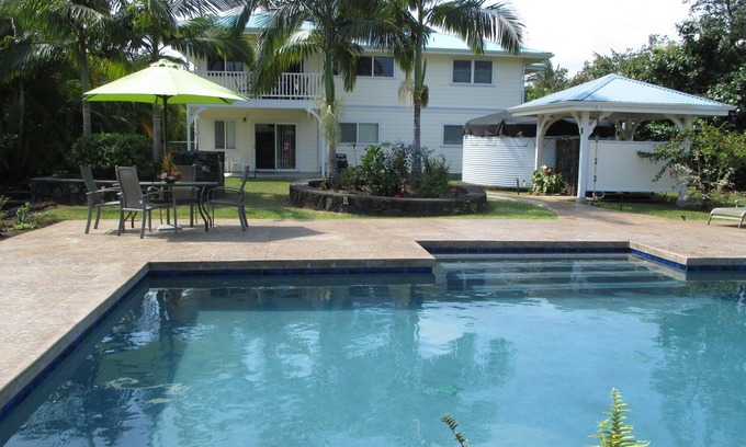 Keaau House | Beautiful Custom Eco Friendly Home with Private Back Yard POOL
