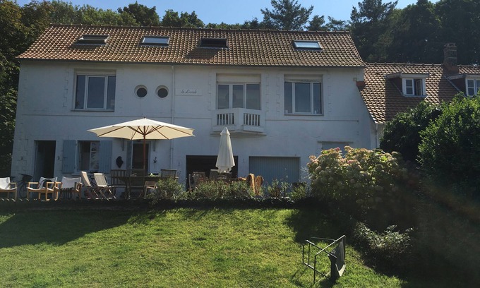 Wissant House | Beautiful family house with large garden and sea views