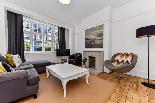 Thurlow Park House | Beautiful Family Victorian Home