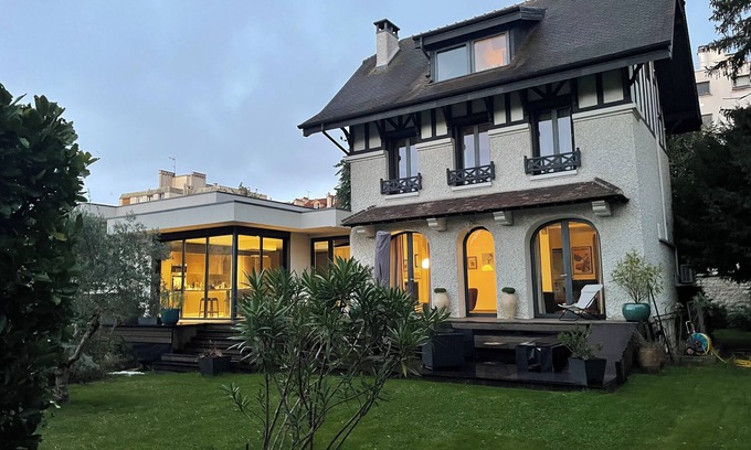 Le Parc Saint-Maur House | Beautiful house between Paris and Disneyland, sleeps 8, 4 bedrooms - 2 bathrooms
