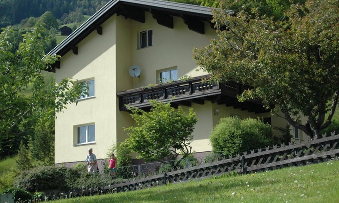 Silbertal House | Beautiful Holiday Apartment in Silbertal with Sunny Balcony