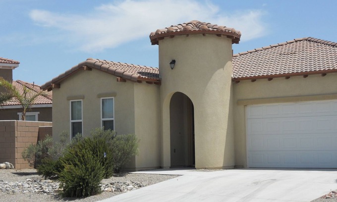 Skyborne House | Beautiful Home In Private Gated Estate Community