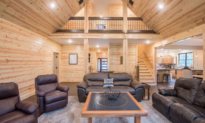 Antes Fort Cabin | Beautiful Home/Cabin on Pine Creek "Location Location" Built 2018.