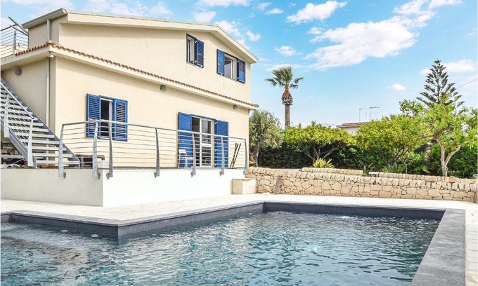 Pescazze House | Beautiful home in Pescazze with 2 Bedrooms, WiFi and Outdoor swimming pool