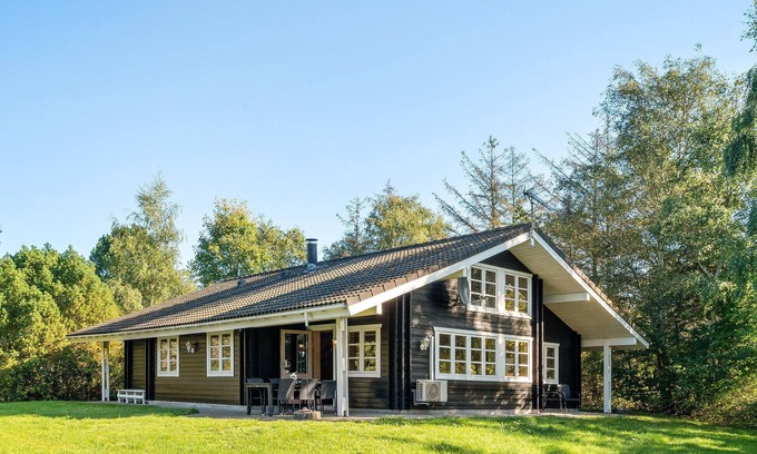 Kalundborg House | Beautiful home in Kalundborg with sauna