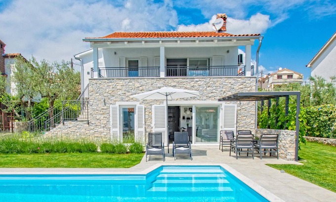 Kornic House | Beautiful home in Kornic