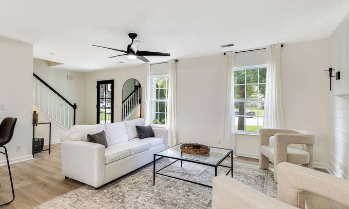 Antioch House | Beautiful Home in Metro Nashville