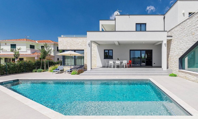 Vrvari House | Beautiful home in Porec