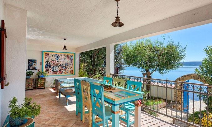 Municipality of Posedarje House | Beautiful home in Posedarje with WiFi