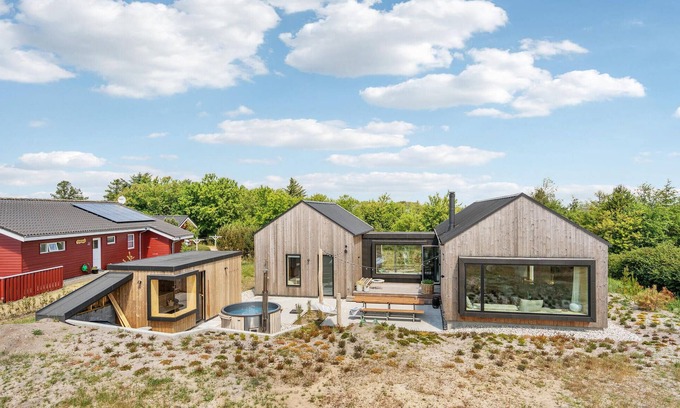 Skaven Strand House | Beautiful home in Tarm with sauna