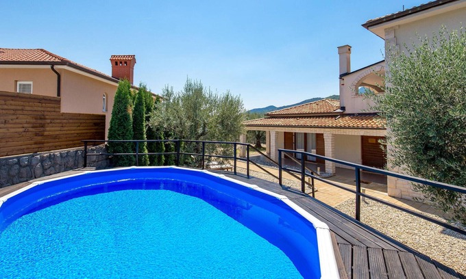 Opatija House | Beautiful home in Veprinac with WiFi