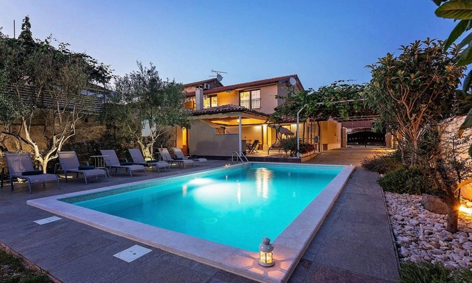 Strpacici House | Beautiful home in Visnjan