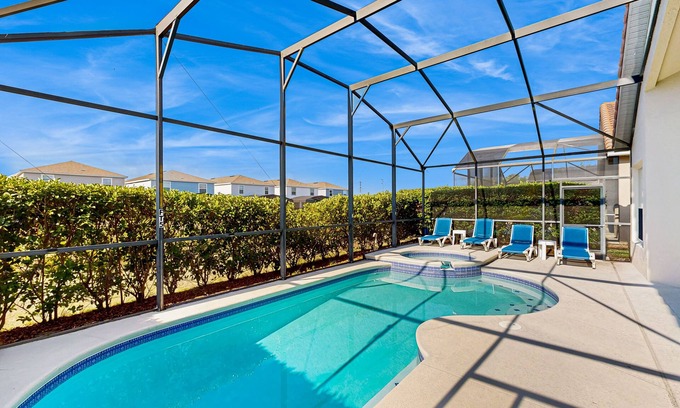 Tuscan Hills House | Beautiful home with private pool and space for the whole family