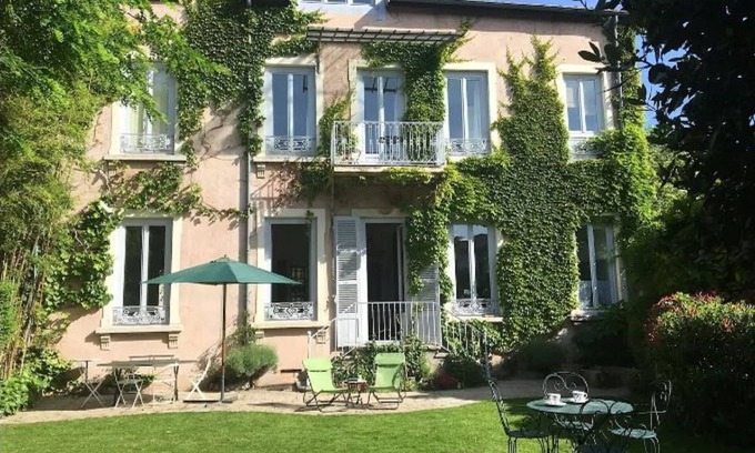 Chartreux - Saint Vincent Villa | Beautiful house with garden at Croix-Rousse
