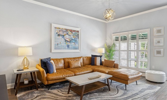 Palmetto Dunes Condo | Beautiful Modern Pet Friendly Villa Overlooking Pool