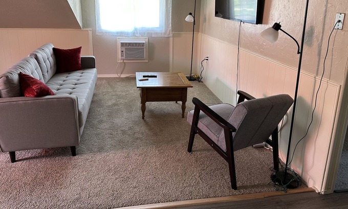 Saddlestring Apartment | Beautiful mountain apartment near the Big Horn Mountains