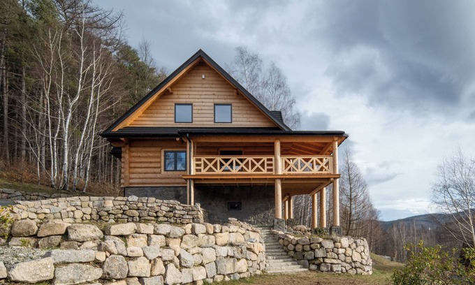 Przesieka Ski Chalet | Beautiful mountain house by the river with panoramic views of the Giant Mountains