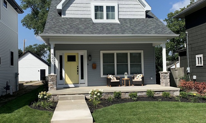 Northeast South Bend House | Beautiful NEW home within walking distance to Notre Dame and Eddy Street!