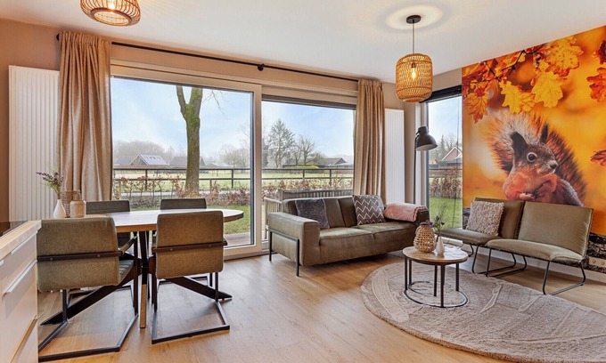 Krachtighuizen Cottage | Beautiful new lodge overlooking the meadows, located in the Veluwe region