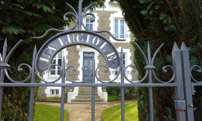 Saint-Briac-sur-Mer House | Beautiful old house 12 people near the beach, golf and town