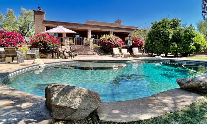 Tucson House | Beautiful Oasis in Tucson - Dove Mountain area