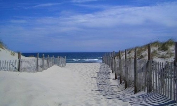 South Seaside Park Condo | Beautiful Ocean Front Bldg. 2 Bed./2 Bath Condo Sleeps 6 LUX $3000 /wk.