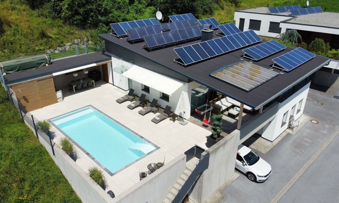 Landeck Villa | Beautiful private villa for 6 guests with WIFI, pool, TV, patio and panoramic view