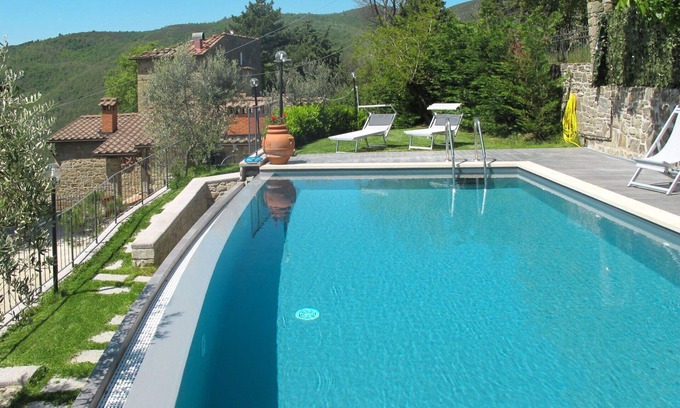 Poggio di Loro House | Beautiful private villa for 6 guests with private pool, TV and terrace