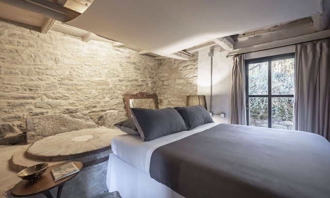 Loro Ciuffenna Villa | Beautiful private villa for 12 people with private pool, WIFI, A/C, TV and patio