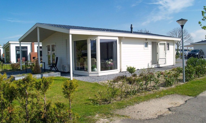 West-Graftdijk House | Beautiful private villa for 6 people with WIFI, TV, terrace and parking
