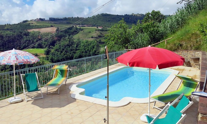 Cossano Belbo House | Beautiful private villa for 10 people with A/C, private pool, patio and pets allowed