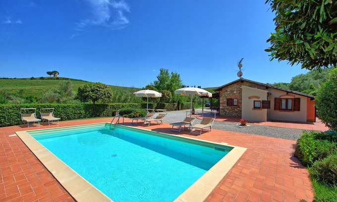 Bibbona Villa | Beautiful private villa for 6 people with A/C, private pool, WIFI, TV and panoramic view