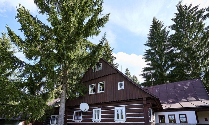 Harrachov House | Beautiful private villa for 28 guests with TV, terrace and parking