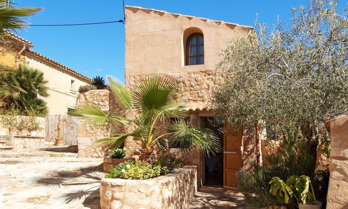 S Horta House | Beautiful private villa for 6 guests with private pool, WIFI, TV, terrace and parking