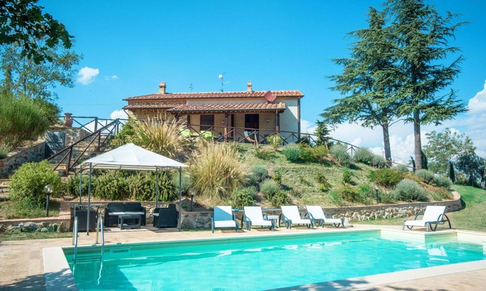 Seggiano House | Beautiful private villa with private pool, hot tub, WIFI, TV, patio, pets allowed and panoramic .