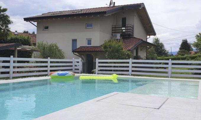 Besozzo Villa | Beautiful private villa for 8 guests with WIFI, hot tub, A/C, private pool, TV, patio and parking