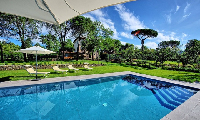 Le Piazze Villa | Beautiful private villa with WIFI, A/C, private pool, TV and panoramic view, close to Arezzo