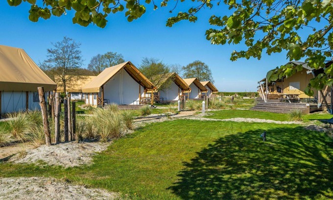 Biddinghuizen House | Beautiful private villa for 10 people with WIFI, pool, TV and terrace