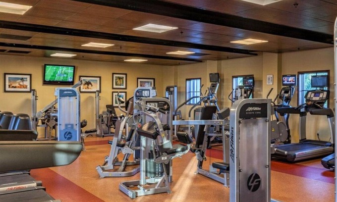 Florida Central Atlantic Coast Resort | Beautiful property with lazy River. Close to Disney parks. Beautiful grounds