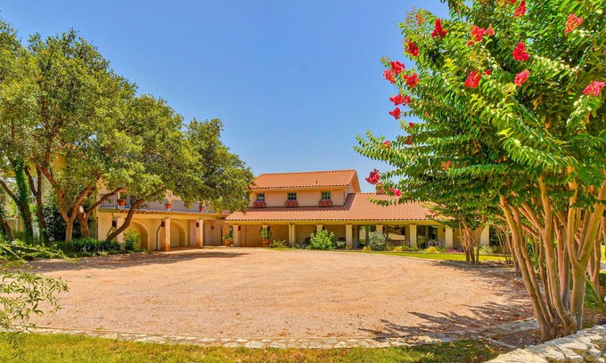 Paleface Lake Country Estates House | Beautiful ranch home with private pool & lake views