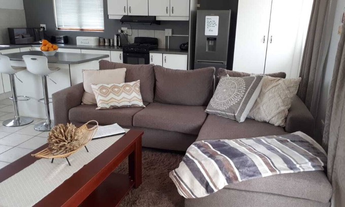 Durban North Cottage | Beautiful Self Catering Cottage off Umhlanga Rocks Drive