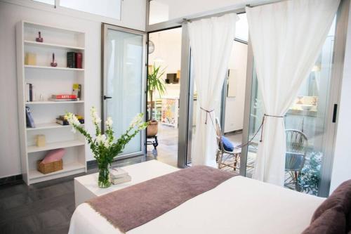 San Bernardo Apartment | BEAUTIFUL SILENT APARTMENT Private Parking