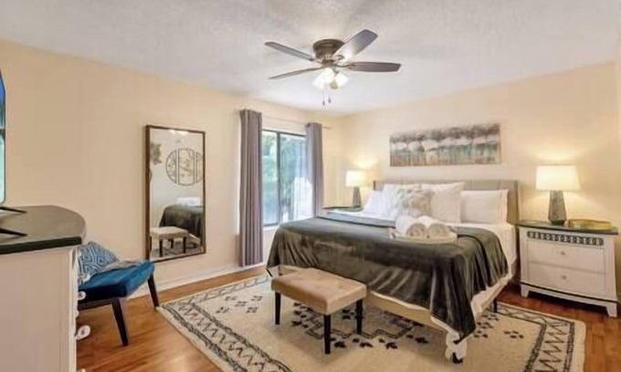 BallenIsles House | Beautiful Townhome in Palm Beach Gardens, 5 mins to PGA Golf and MLB
