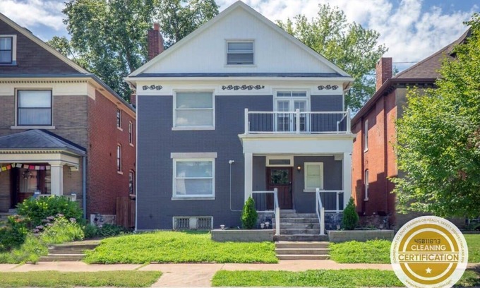 Tower Grove South House | Beautiful Tower Grove 5BR /ABODEbucks