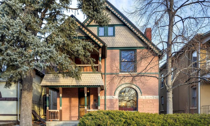 Whittier House | Beautiful Victorian Home Historical Landmark. Downtown Denver, walk 2 everything