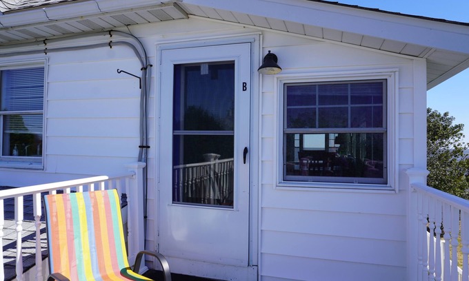 Slaughter Beach Cottage | Beautiful View In Slaughter Beach! Pet Friendly