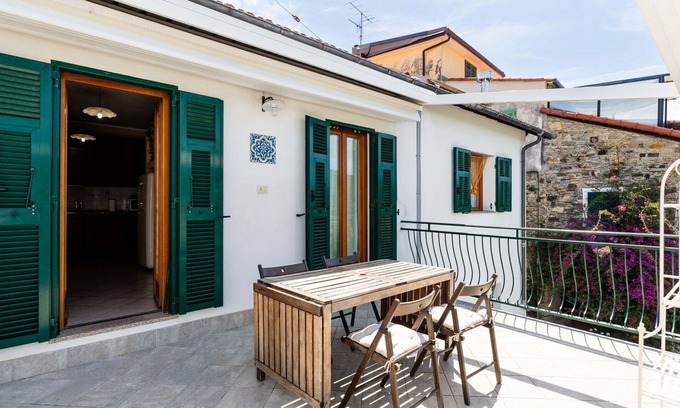 Strada Nazionale Sud House | Beautiful villa for 4 guests with WIFI, terrace and pets allowed