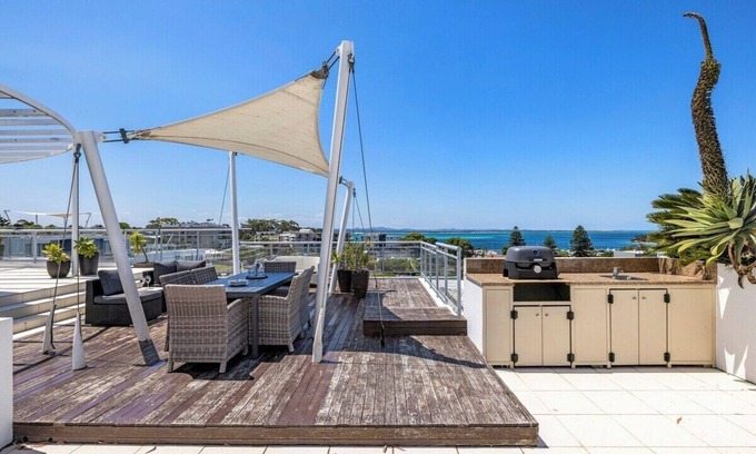 Nelson Bay Apartment | Beautiful Waterview Penthouse
