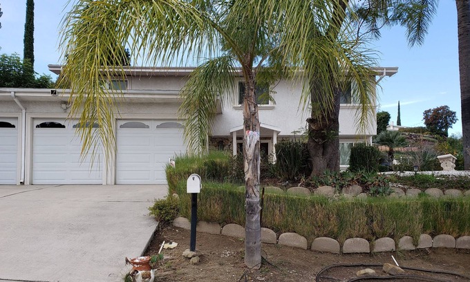 Woodland Hills House | Beautiful Woodland Hills home in a nice and quiet neighborhood